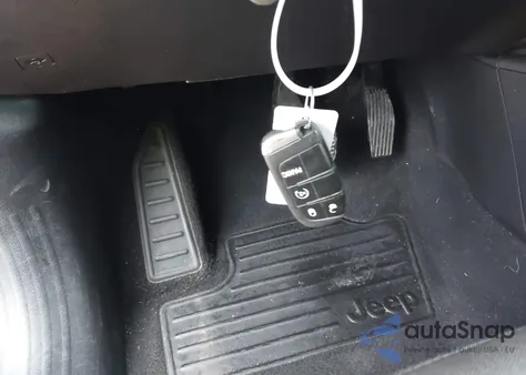 2018 Jeep Renegade Latitude Fwd z USA, uszkodzony, nr VIN ZACCJABB6JPG67388